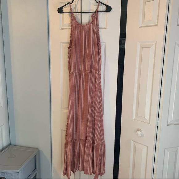 Pink Old Navy vertical stripe maxi - Picture 2 of 5
